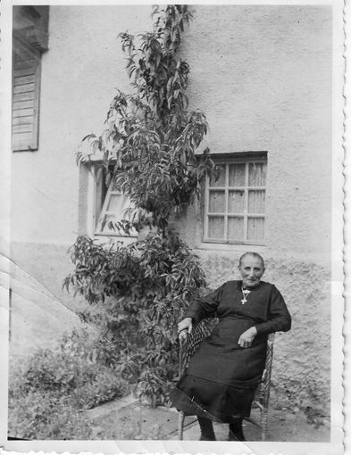 Therese Bichler *1870